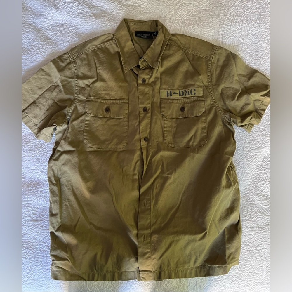 Men’s Harley Davidson Button Up, Size Large